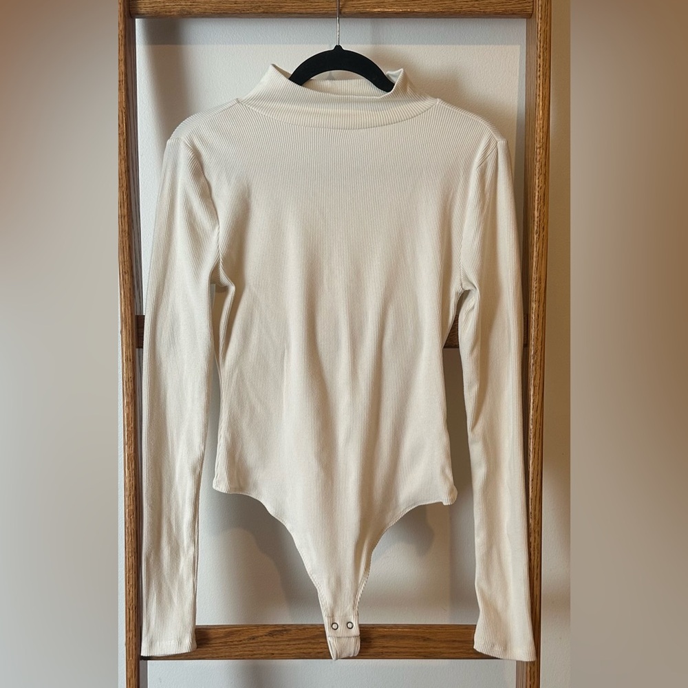 SO Off-White Long Sleeve Turtleneck Bodysuit